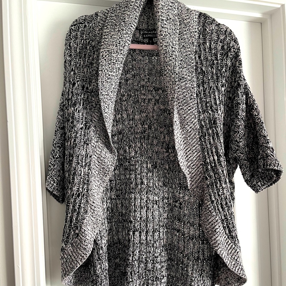 3/4 length sleeve sweater/overcoat
